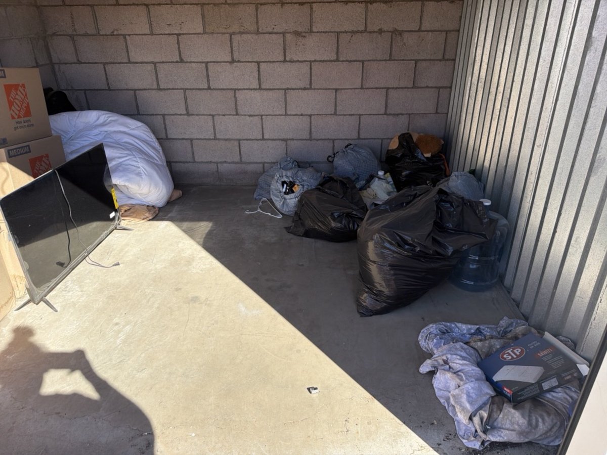10 x 10 storage unit in Phoenix, AZ