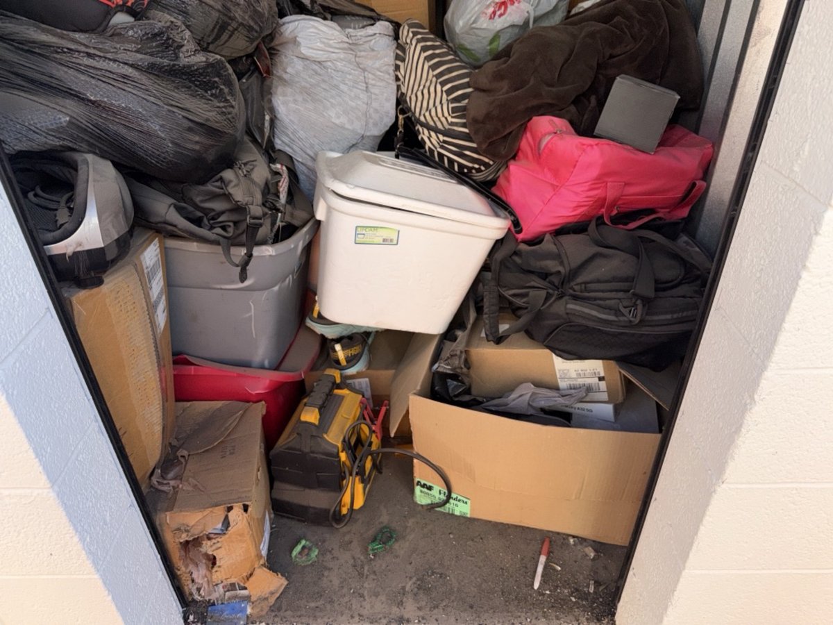 5 x 10 storage unit in Phoenix, AZ