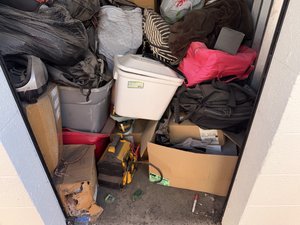 5 x 10 storage unit in Phoenix, AZ