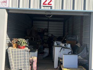 10 x 20 storage unit in Victorville, CA