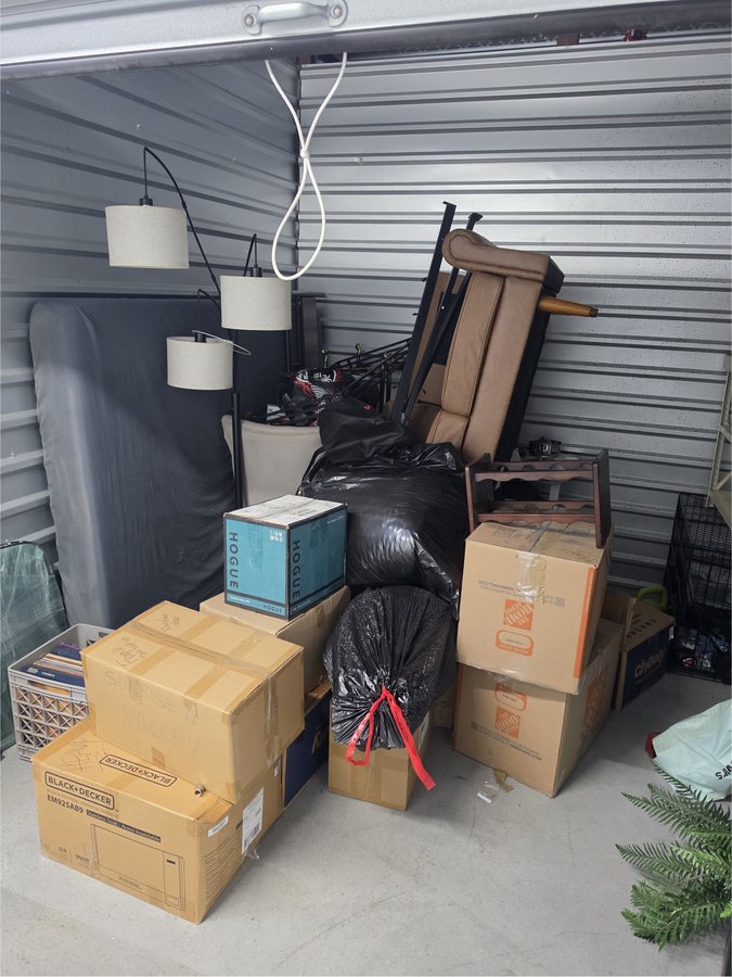 5 x 15 storage unit in Reston, VA