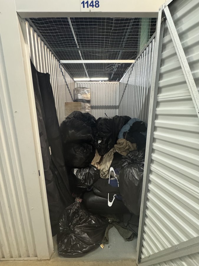 5 x 10 storage unit in Hauppauge, NY