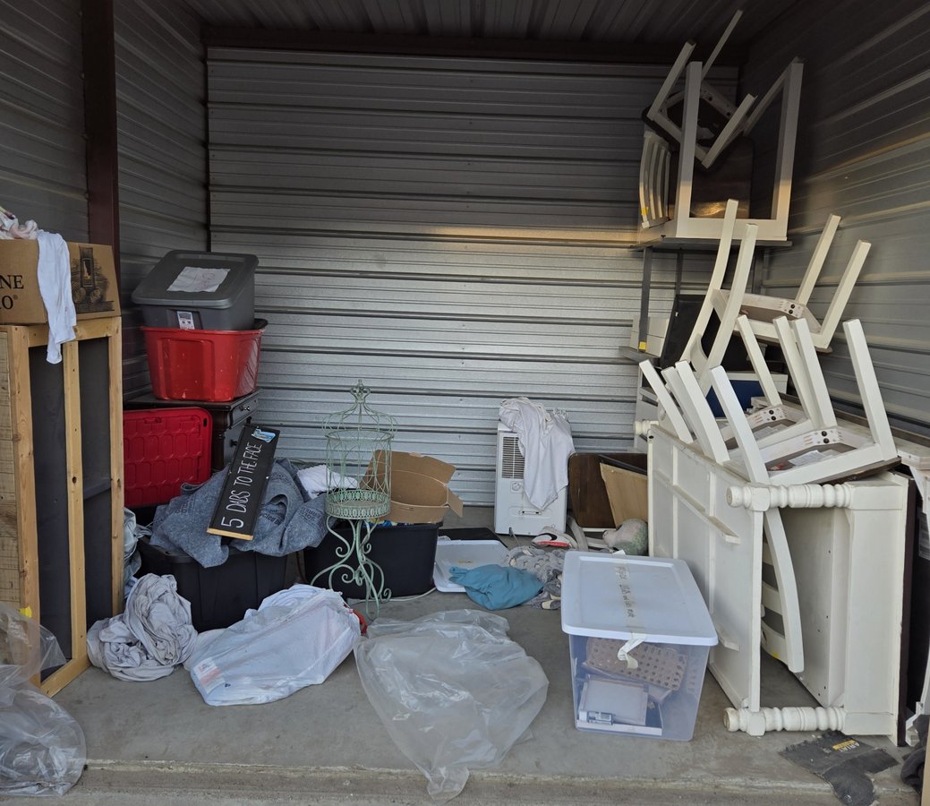 10 x 10 storage unit in Williston, ND