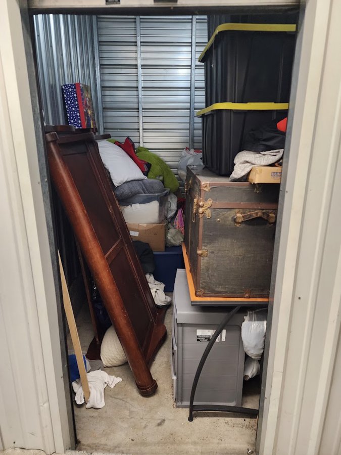 5 x 8 storage unit in Kennewick, WA