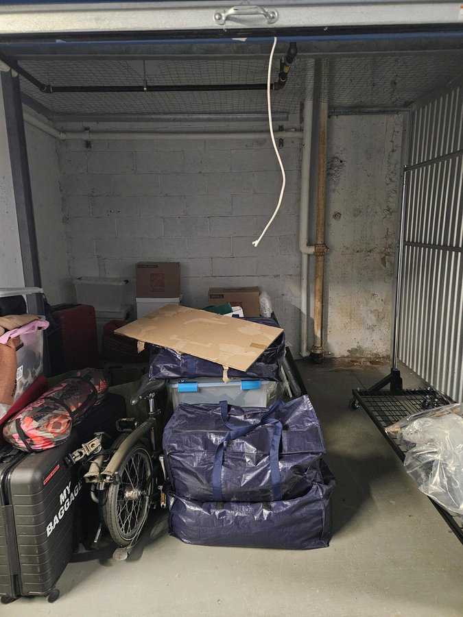 10 x 10 storage unit in Brooklyn, NY