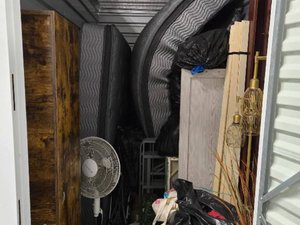 5 x 12 storage unit in Chesapeake, VA