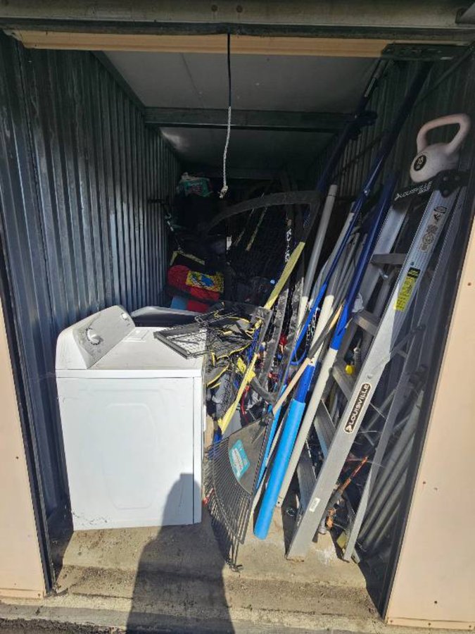 6 x 14 storage unit in Turlock, CA