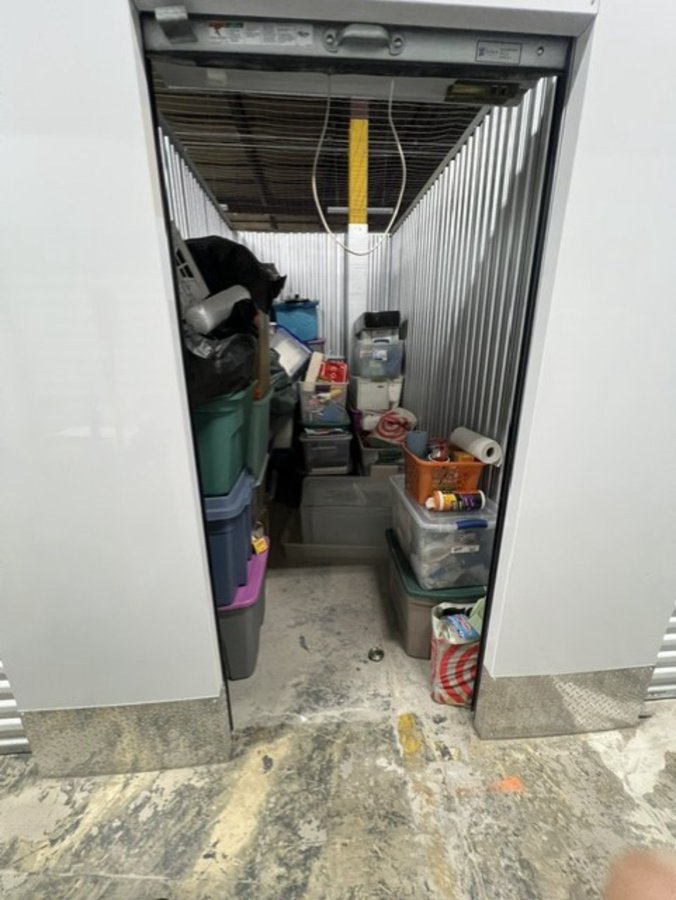 5 x 10 storage unit in New Hyde Park, NY