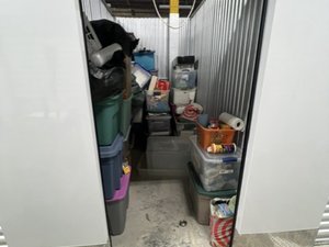 5 x 10 storage unit in New Hyde Park, NY