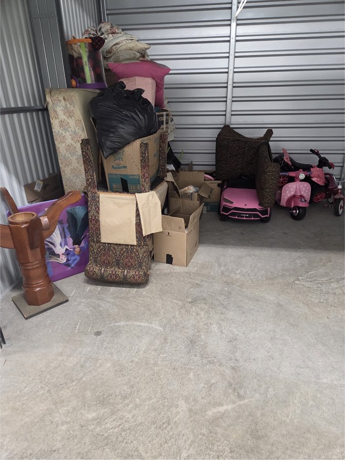 10 x 10 storage unit in Winston Salem, NC
