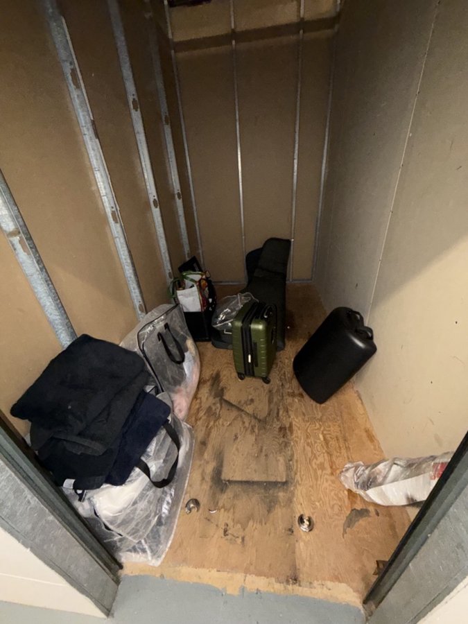 5 x 10 storage unit in Simi Valley, CA