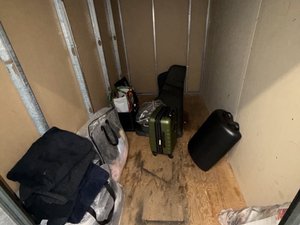 5 x 10 storage unit in Simi Valley, CA
