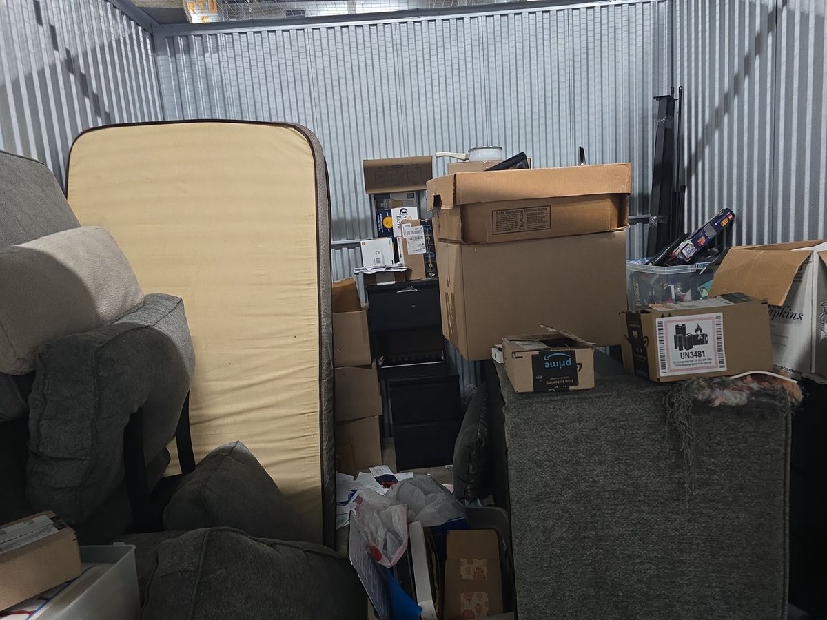 10 x 10 storage unit in Cincinnati, OH