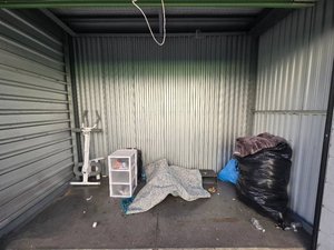 10 x 5 storage unit in Los Angeles, CA