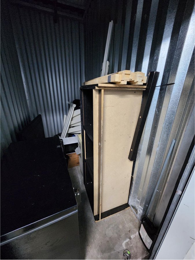 5 x 10 storage unit in Waterbury, CT