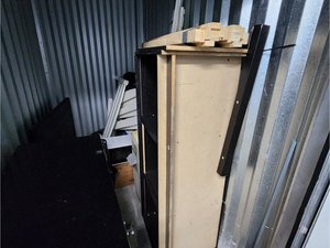 5 x 10 storage unit in Waterbury, CT