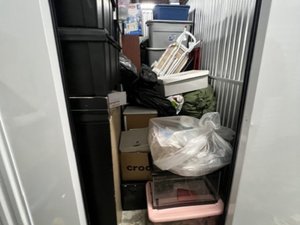 5 x 10 storage unit in New Hyde Park, NY