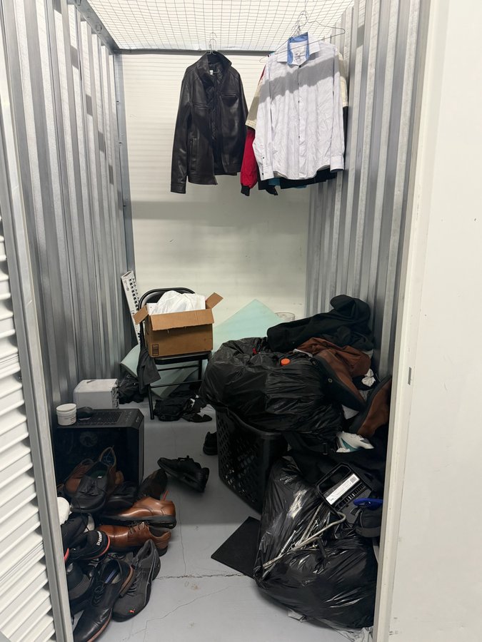 5 x 10 storage unit in West Palm Beach, FL