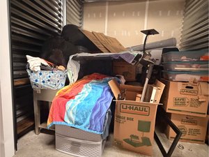 10 x 10 storage unit in San Jose, CA