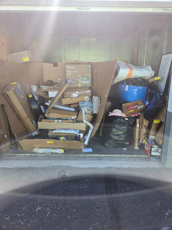 10 x 10 storage unit in Las Vegas, NV