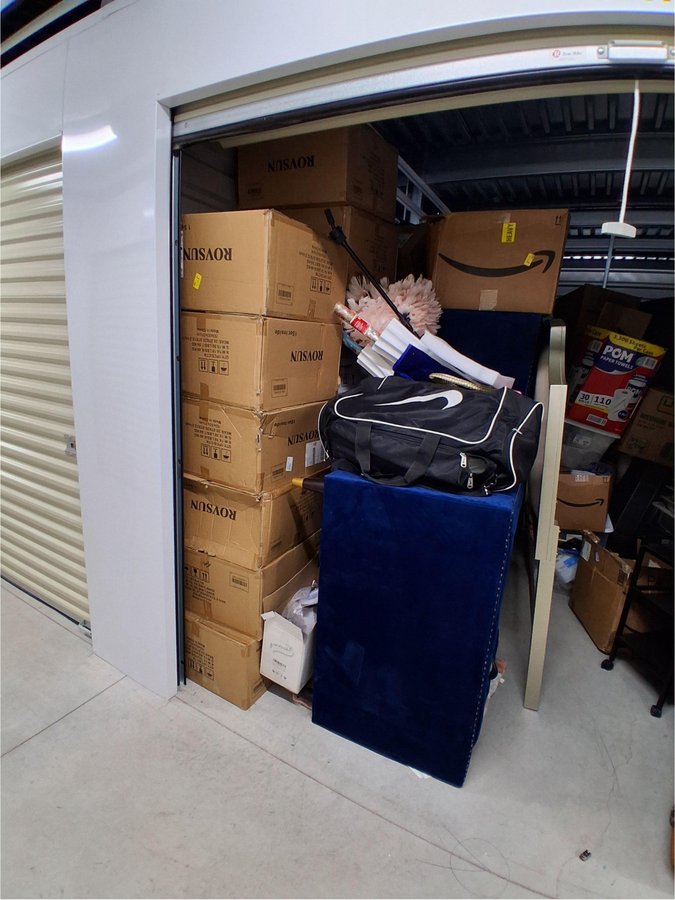 10 x 15 storage unit in Houston, TX