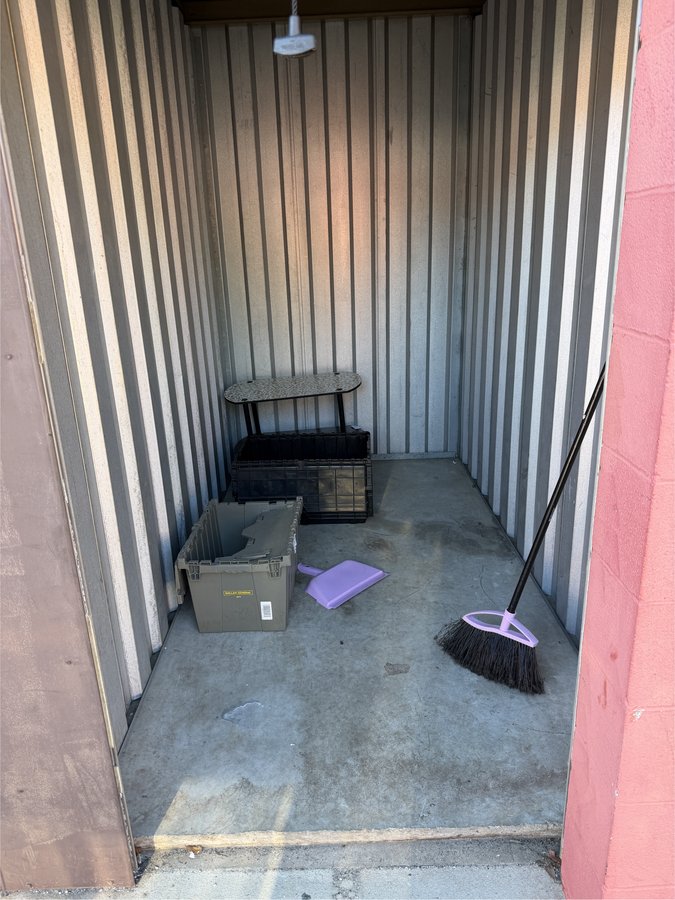 5 x 10 storage unit in Sumter, SC
