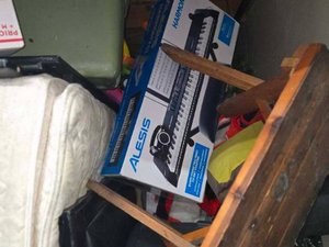 5 x 10 storage unit in Hawthorne, CA