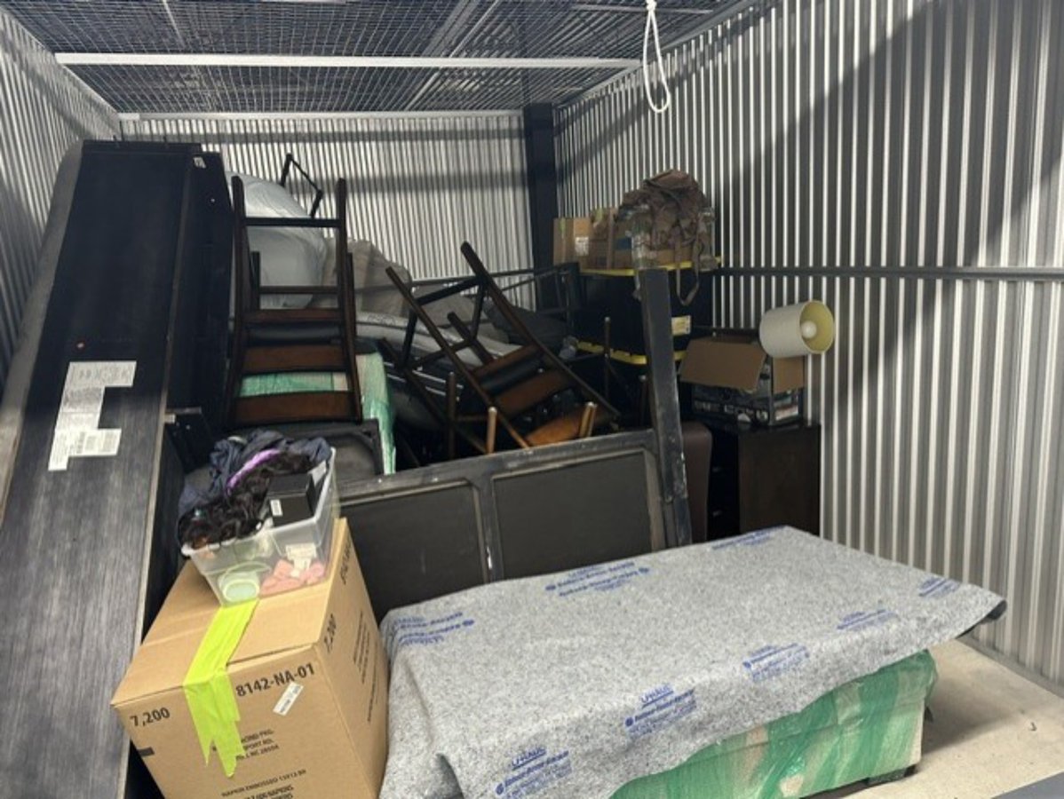 10 x 12 storage unit in Dearborn, MI