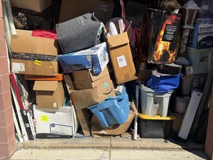 10 x 15 storage unit in Oxon Hill, MD