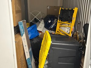 5 x 10 storage unit in Bellevue, WA