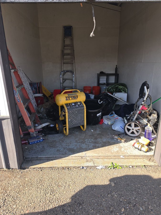 10 x 15 storage unit in Salem, OR