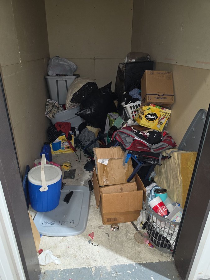 5 x 10 storage unit in Salem, OR