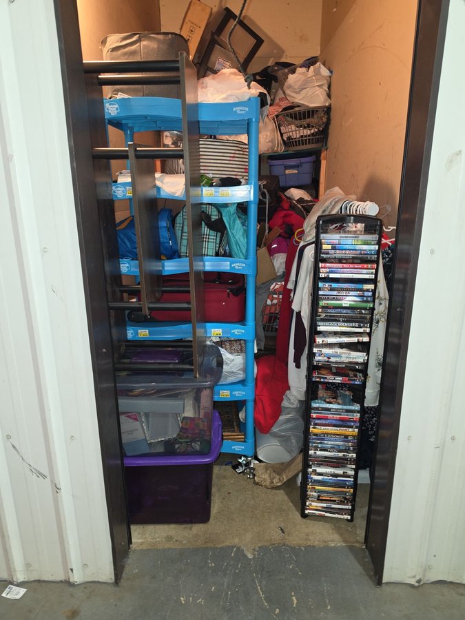 5 x 10 storage unit in Salem, OR