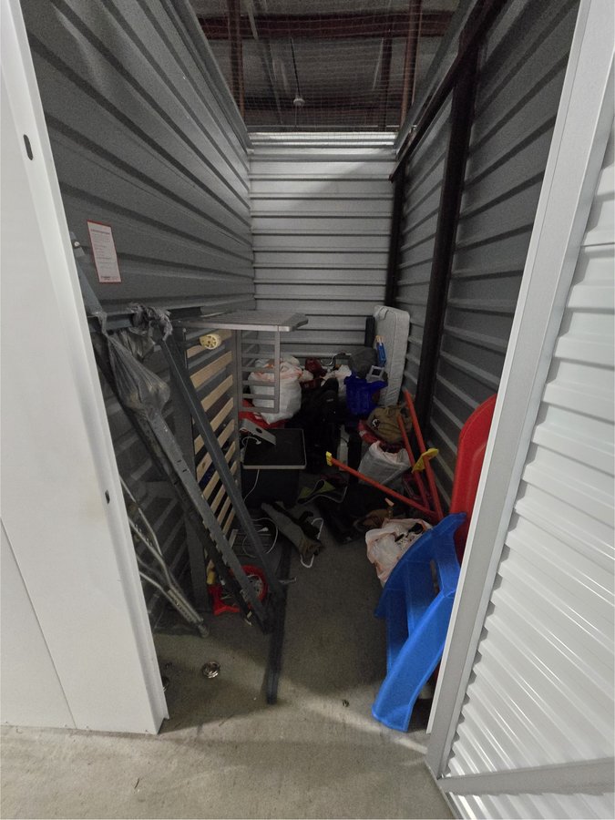 5 x 10 storage unit in Wheaton, IL