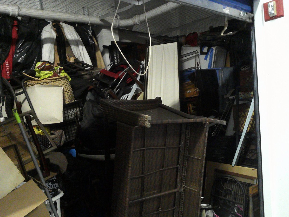 10 x 10 storage unit in Jamaica, NY