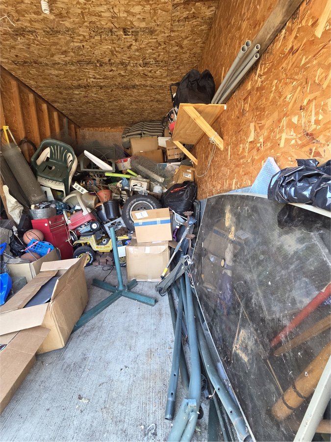 10 x 18 storage unit in Sultan, WA