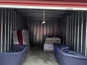 10 x 20 storage unit in Holland, OH