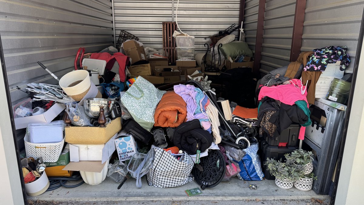 10 x 15 storage unit in Ocala, FL