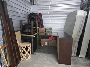 10 x 10 storage unit in Ellenwood, GA