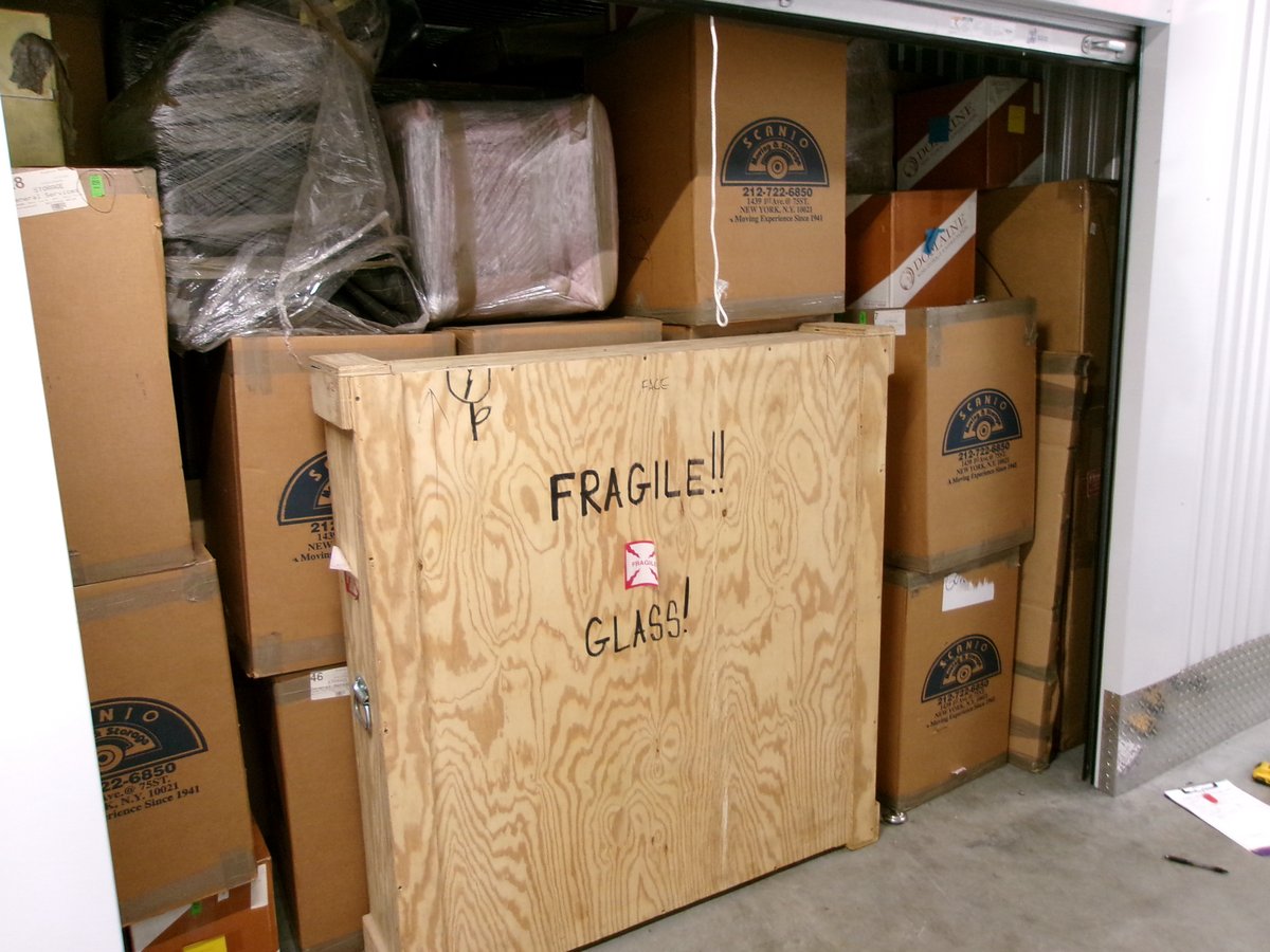 10 x 15 storage unit in Bohemia, NY