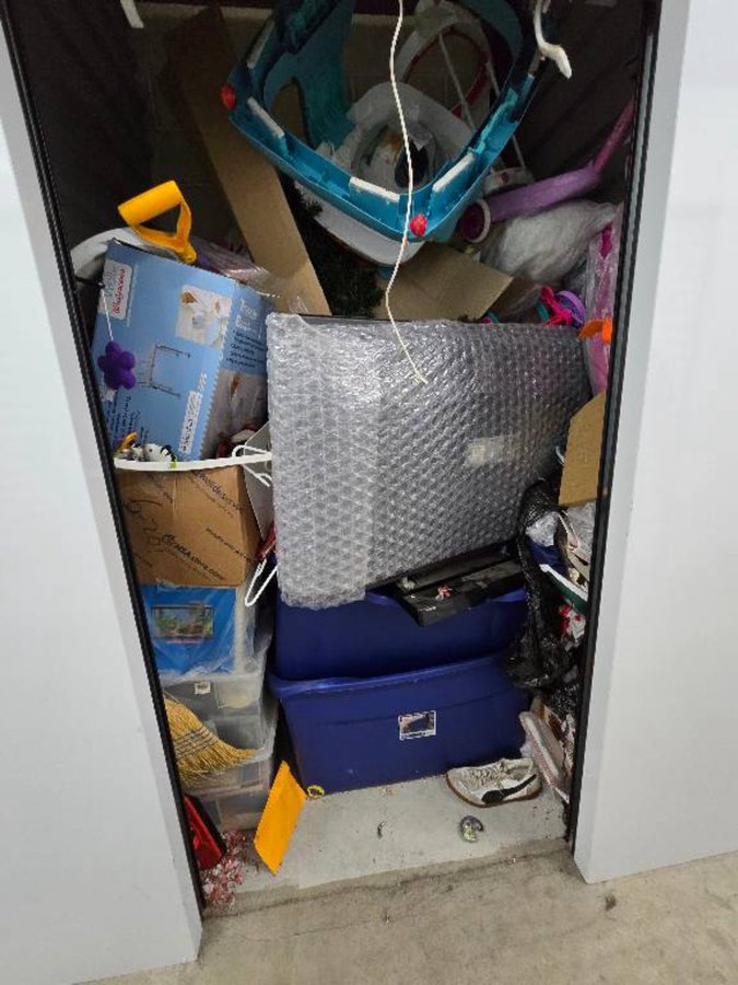 5 x 5 storage unit in Skokie, IL