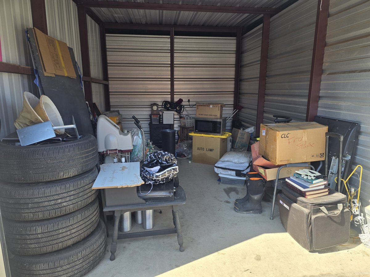 10 x 15 storage unit in Aledo, TX