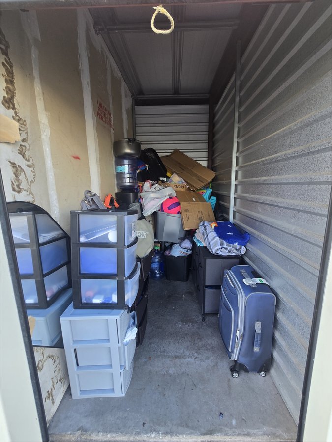 5 x 10 storage unit in St Cloud, FL