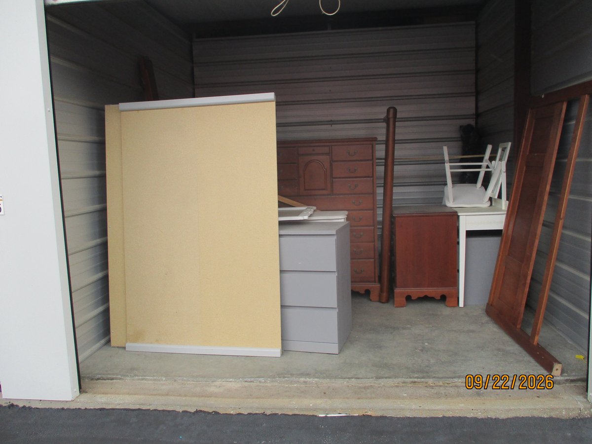 10 x 10 storage unit in Kansas City, MO