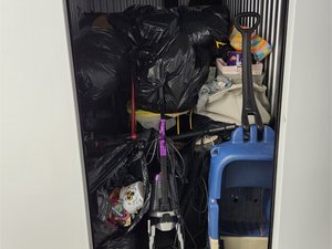 5 x 10 storage unit in Bohemia, NY
