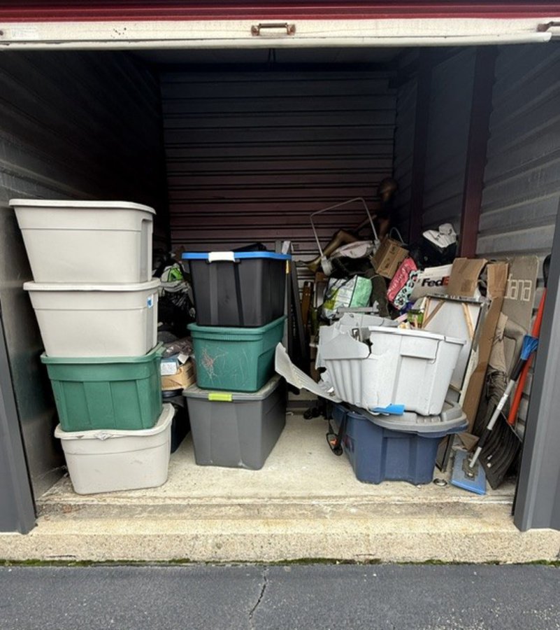 10 x 12 storage unit in Walpole, MA
