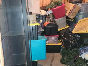 10 x 10 storage unit in Manteca, CA
