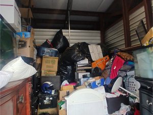 10 x 15 storage unit in Westlake, FL