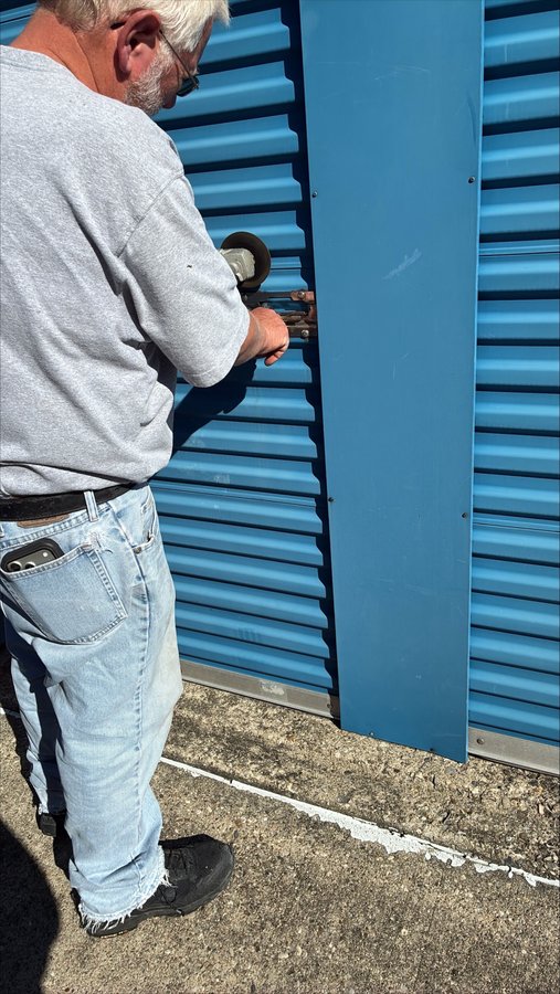 5 x 10 storage unit in Cincinnati, OH