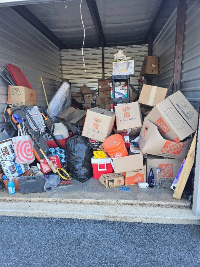 10 x 15 storage unit in Byron, GA